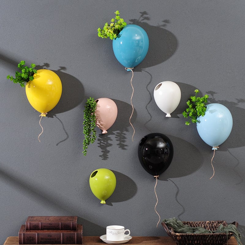 Balloon Shaped Wall Pot